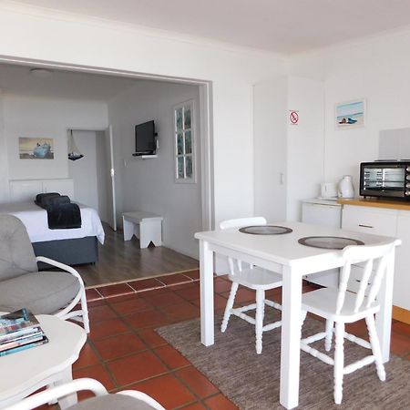 Rivertides Self Catering Guest House Фелдріфф Екстер'єр фото